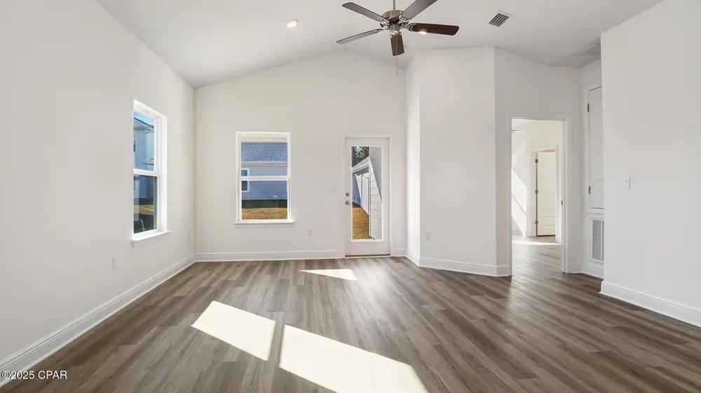 558 Hancock Way Panama City Beach, FL 32413