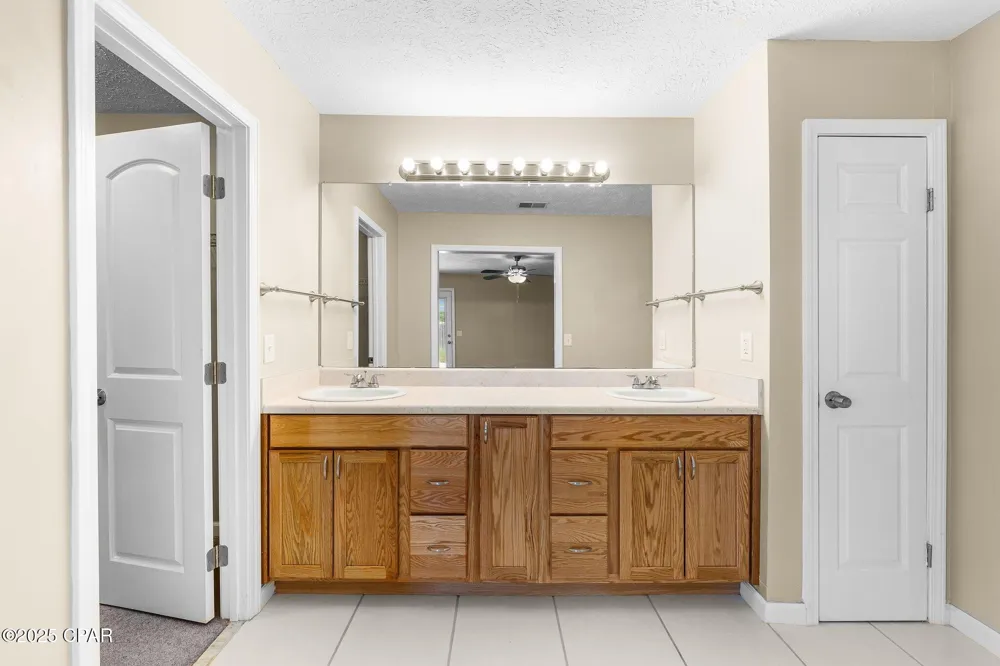 7936 Betty Louise Drive Panama City, FL 32404