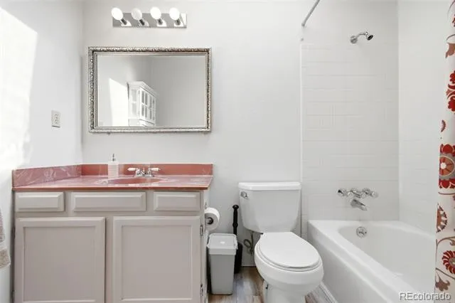 7017 S Quince Circle Centennial, CO 80112