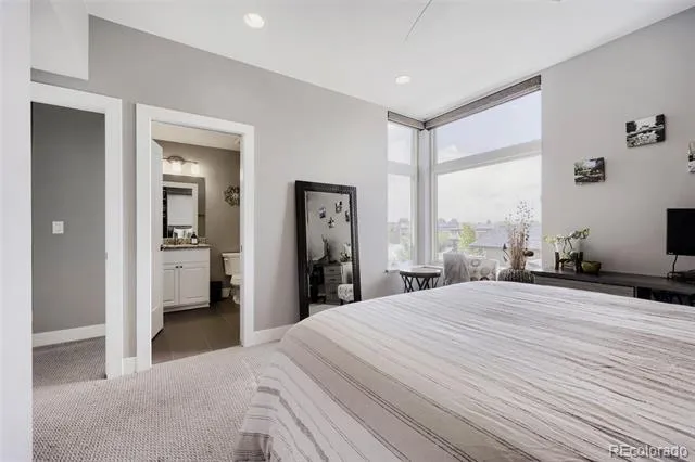 6729 E Lowry Boulevard Denver, CO 80230