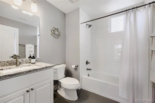 6729 E Lowry Boulevard Denver, CO 80230