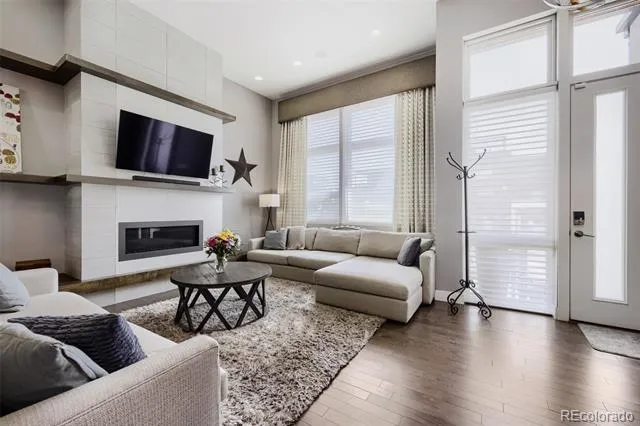 6729 E Lowry Boulevard Denver, CO 80230