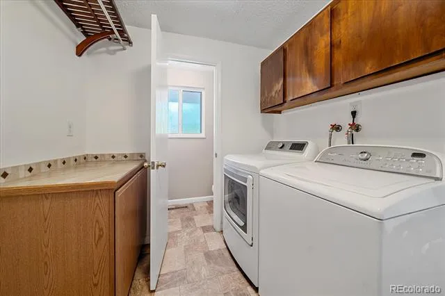 10889 W 65th Way Arvada, CO 80004