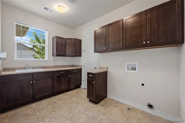 27523 E Euclid Drive Aurora, CO 80016