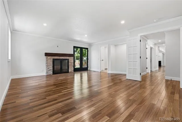 5557 S Hillside Street Greenwood Village, CO 80111
