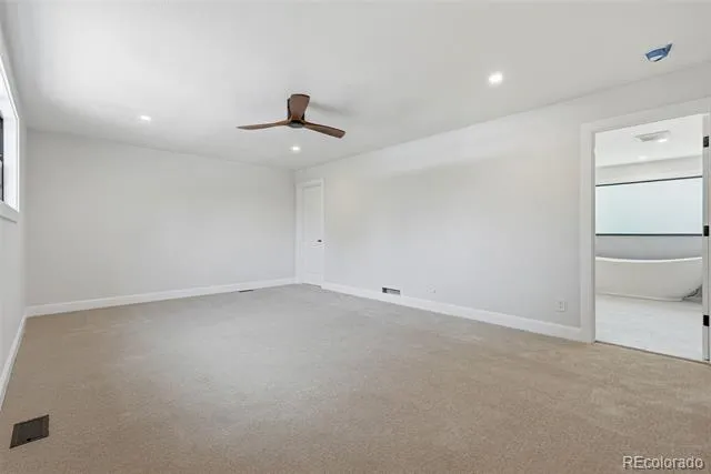 5557 S Hillside Street Greenwood Village, CO 80111