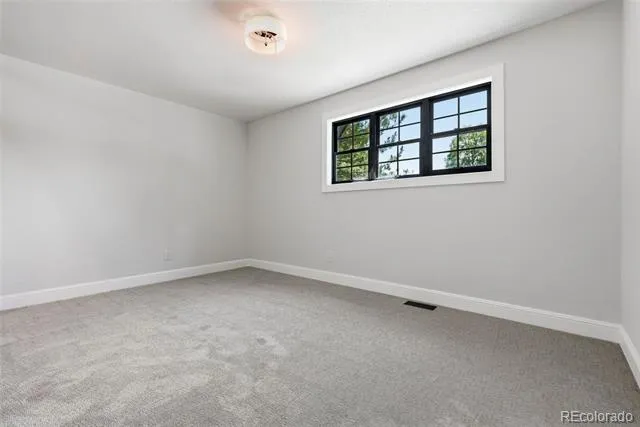 5557 S Hillside Street Greenwood Village, CO 80111