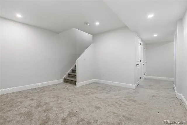 5557 S Hillside Street Greenwood Village, CO 80111