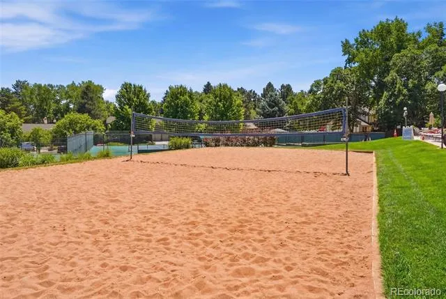 5557 S Hillside Street Greenwood Village, CO 80111