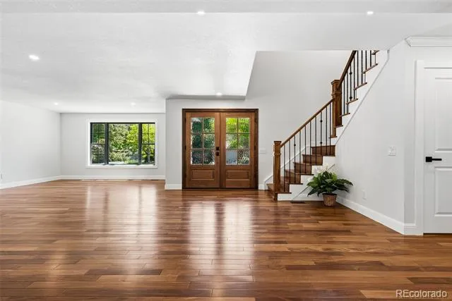 5557 S Hillside Street Greenwood Village, CO 80111