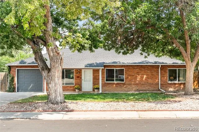 1176 Tucson Street Aurora, CO 80011
