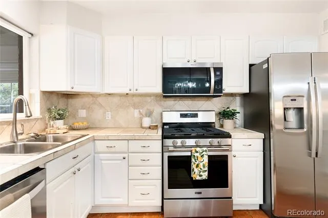 1176 Tucson Street Aurora, CO 80011