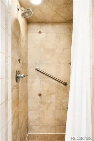 1176 Tucson Street Aurora, CO 80011