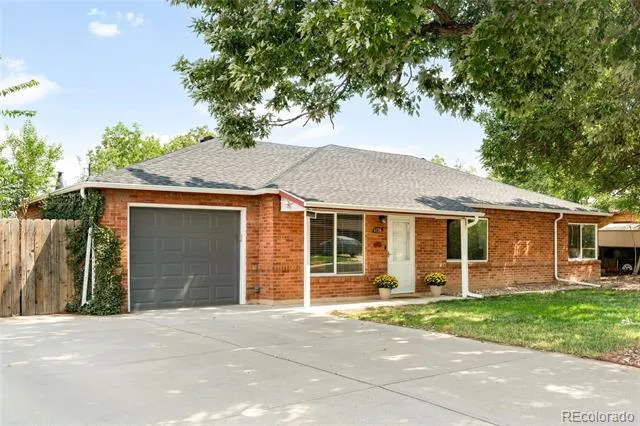 1176 Tucson Street Aurora, CO 80011