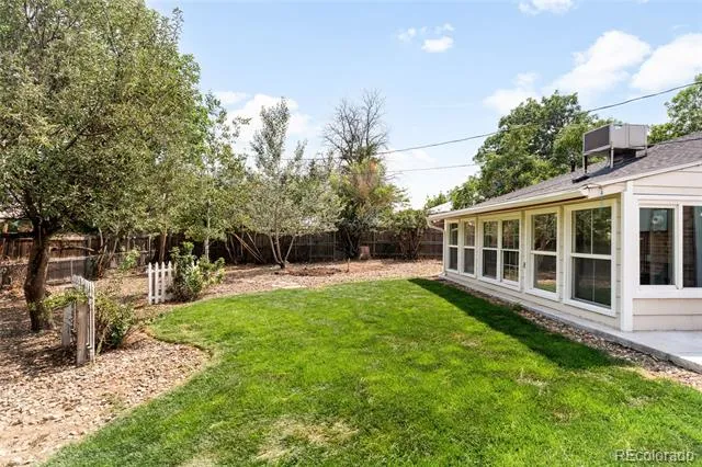 1176 Tucson Street Aurora, CO 80011