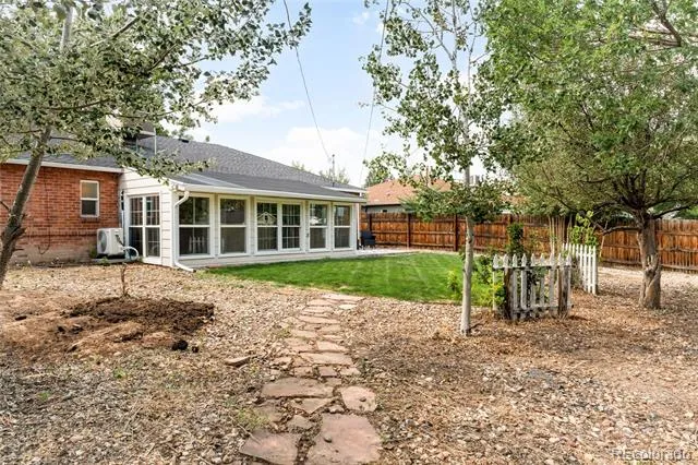 1176 Tucson Street Aurora, CO 80011