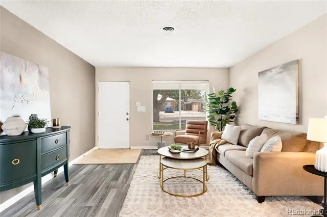 1176 Tucson Street Aurora, CO 80011