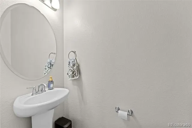8964 Vanderwood Road Colorado Springs, CO 80908