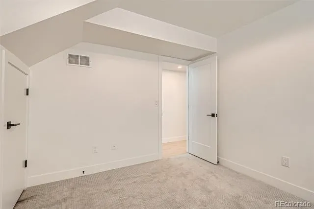 1121 S Dahlia Street Denver, CO 80246