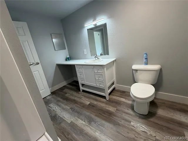 209 E Highline Circle #202 Centennial, CO 80122