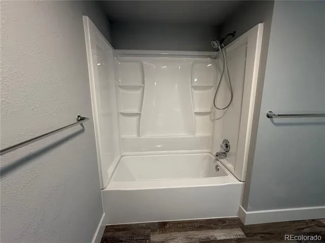 209 E Highline Circle #202 Centennial, CO 80122
