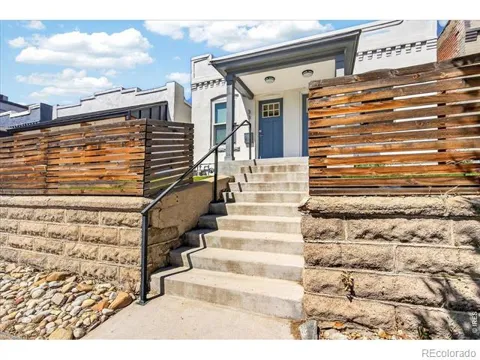3317 Navajo Street
