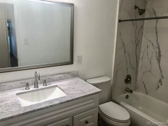 800 Washington Street #204 Denver, CO 80203