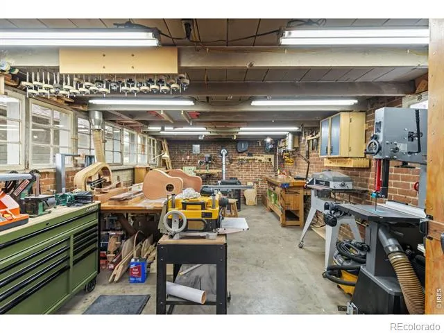 2422 W 1st Street Greeley, CO 80631