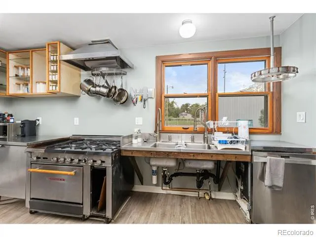 2422 W 1st Street Greeley, CO 80631