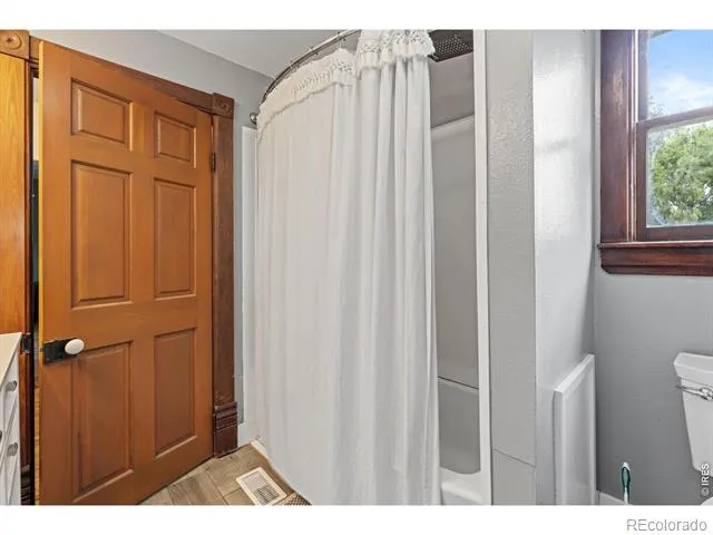 2422 W 1st Street Greeley, CO 80631