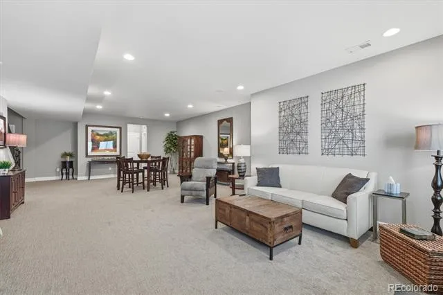 16332 Spanish Peak Way Broomfield, CO 80023