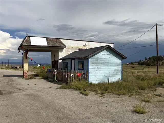 12800 HWY 24 Hartsel, CO 80449