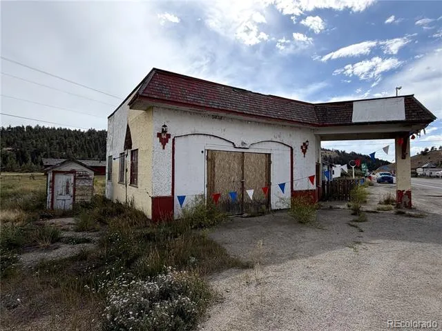 12800 HWY 24 Hartsel, CO 80449