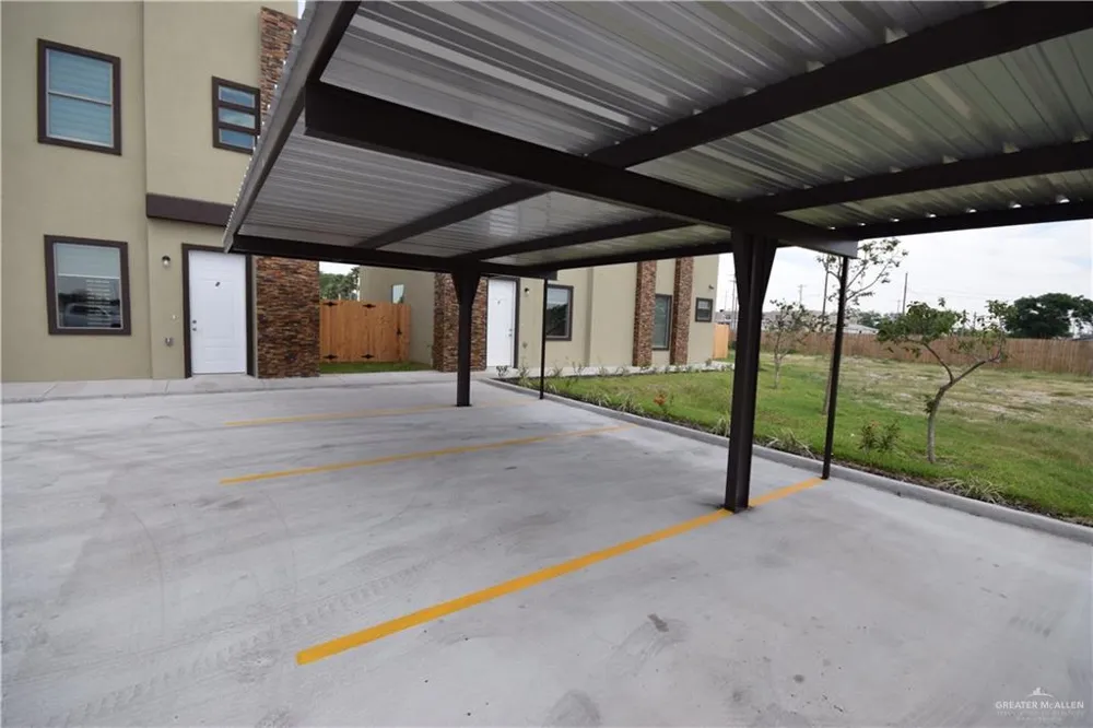 1202 Upas Drive Edinburg, TX 78541