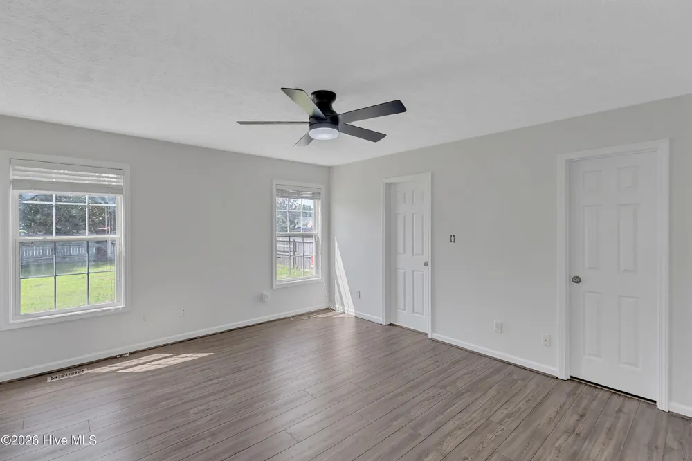 204 Hudson Lane Jacksonville, NC 28540