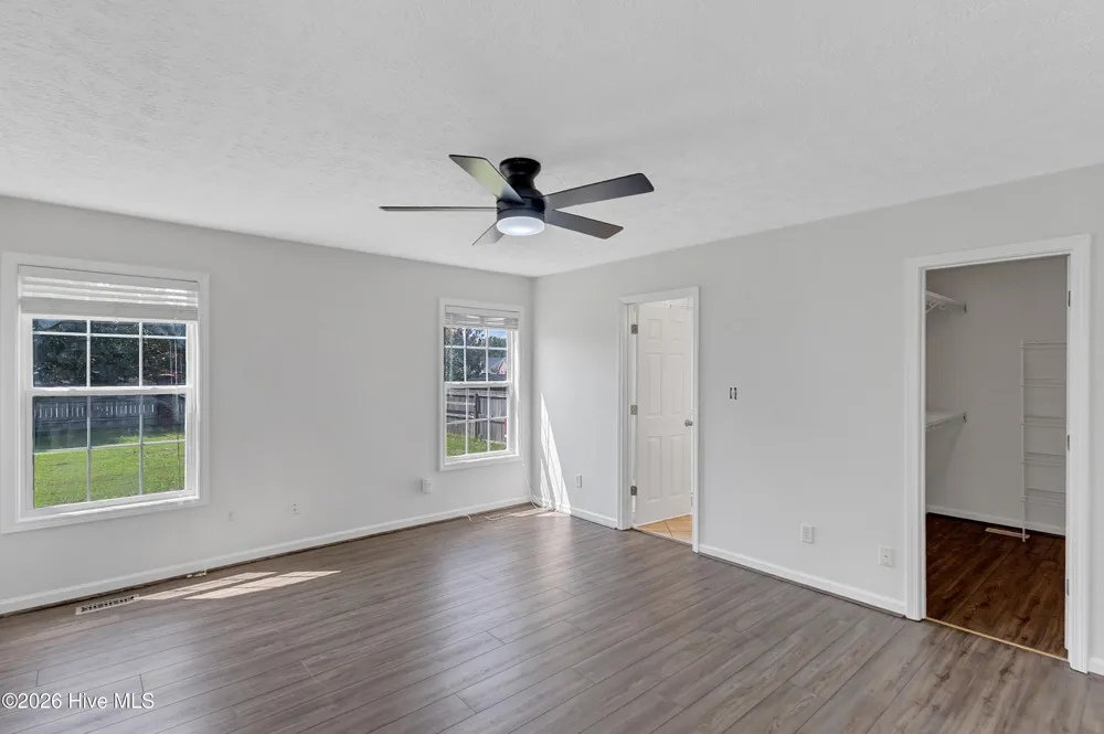 204 Hudson Lane Jacksonville, NC 28540