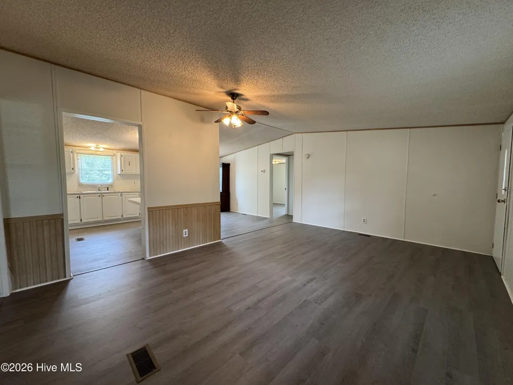 1227 Village Road NE Leland, NC 28451