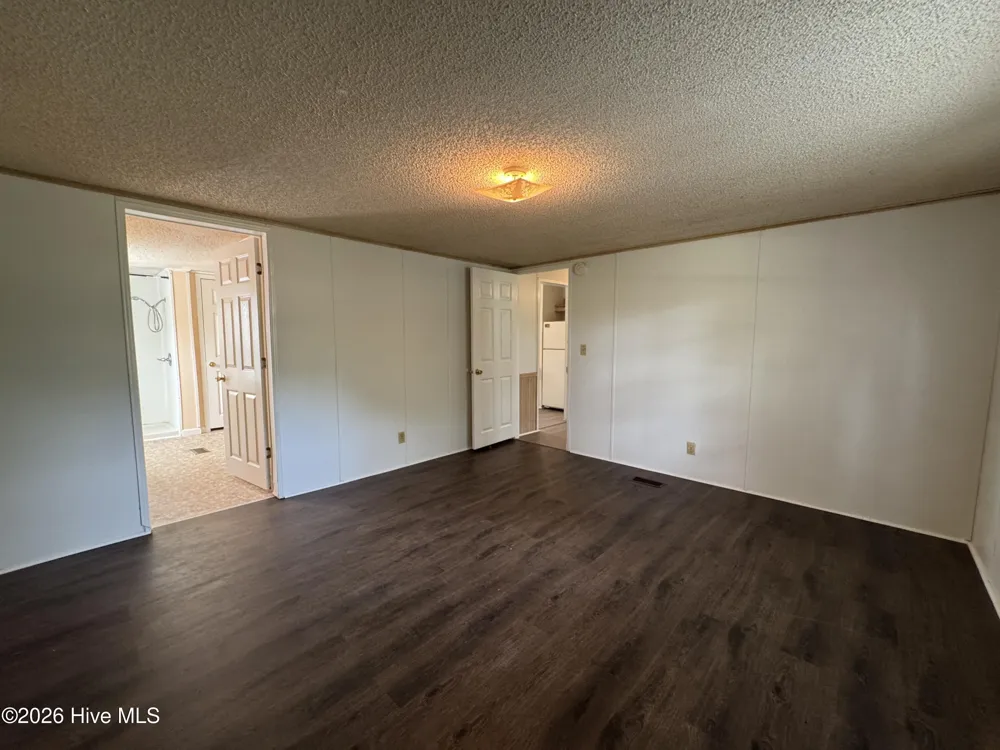 1227 Village Road NE Leland, NC 28451