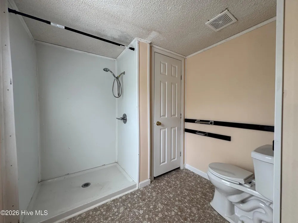 1227 Village Road NE Leland, NC 28451
