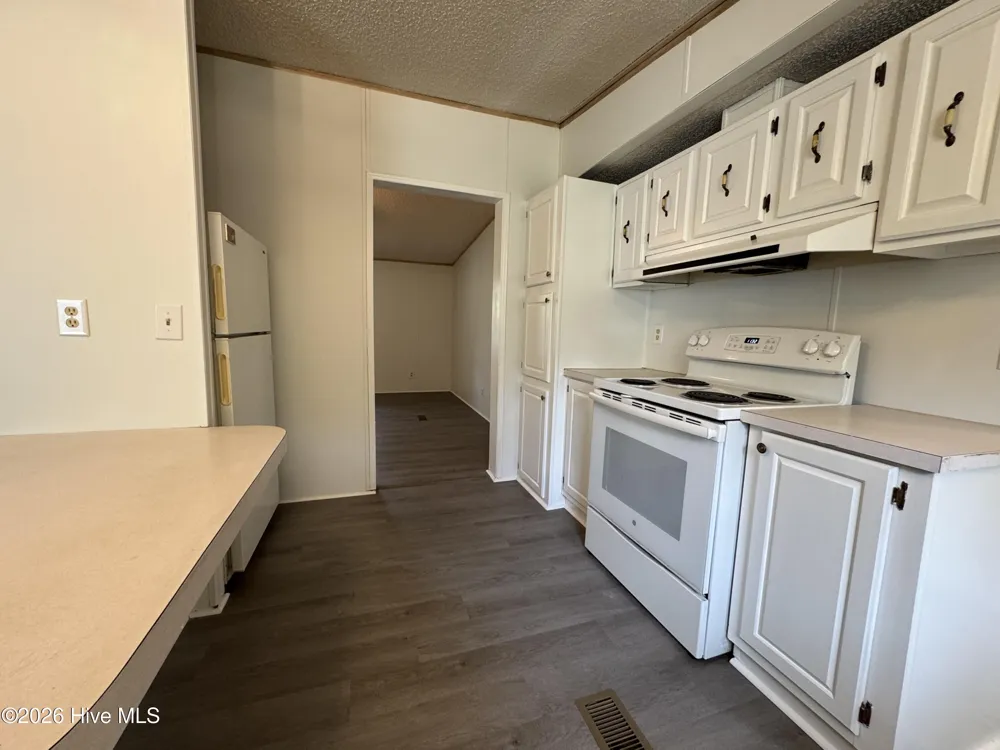 1227 Village Road NE Leland, NC 28451
