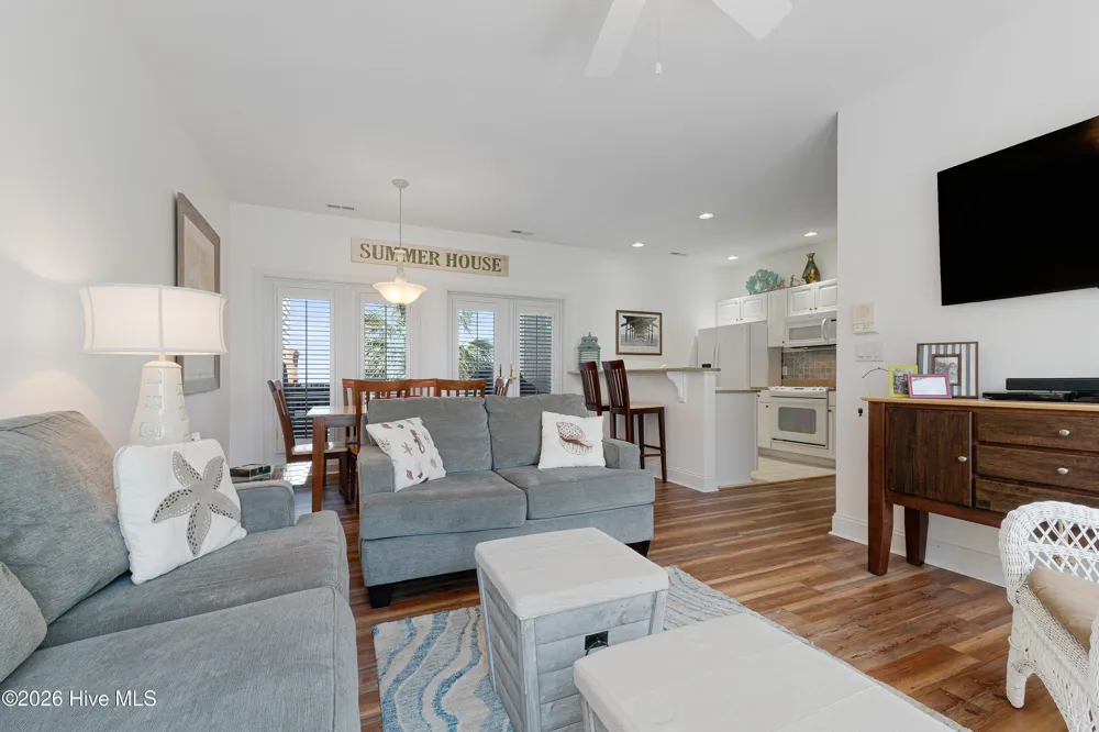 104 S 3rd Street #I-1 & Slip 5 Atlantic Harbour Morehead City, NC 28557
