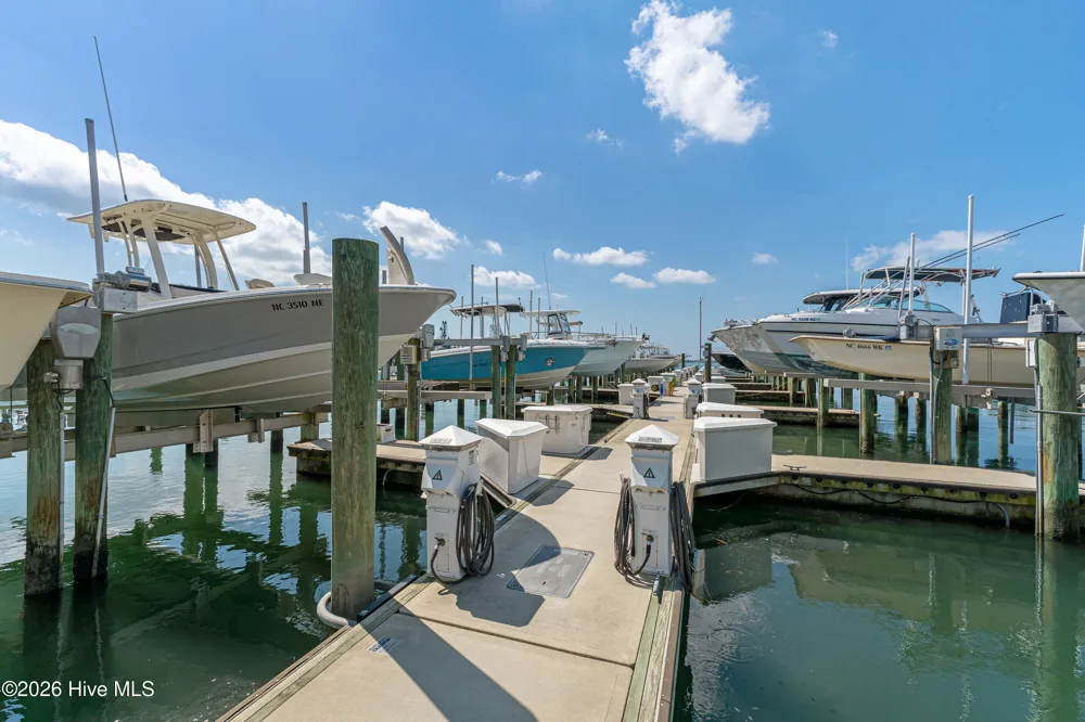 104 S 3rd Street #I-1 & Slip 5 Atlantic Harbour Morehead City, NC 28557