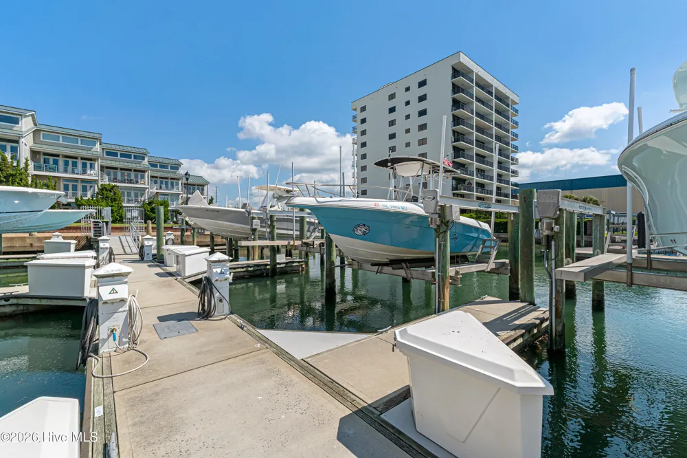 104 S 3rd Street #I-1 & Slip 5 Atlantic Harbour Morehead City, NC 28557