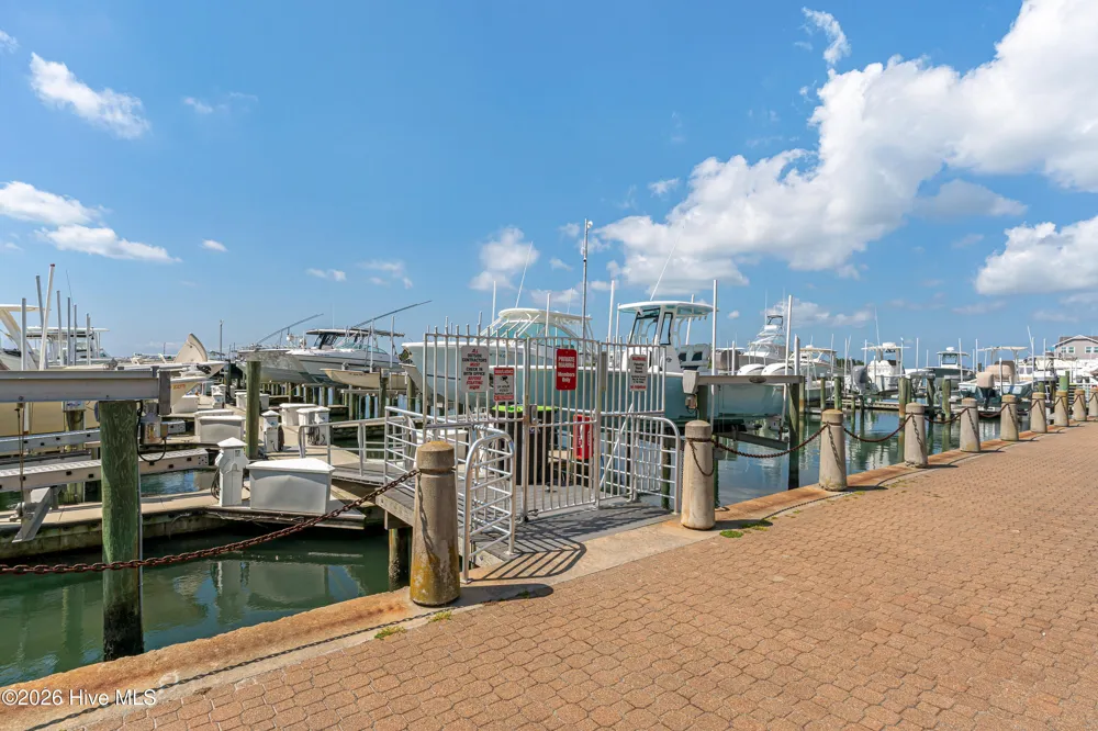 104 S 3rd Street #I-1 & Slip 5 Atlantic Harbour Morehead City, NC 28557