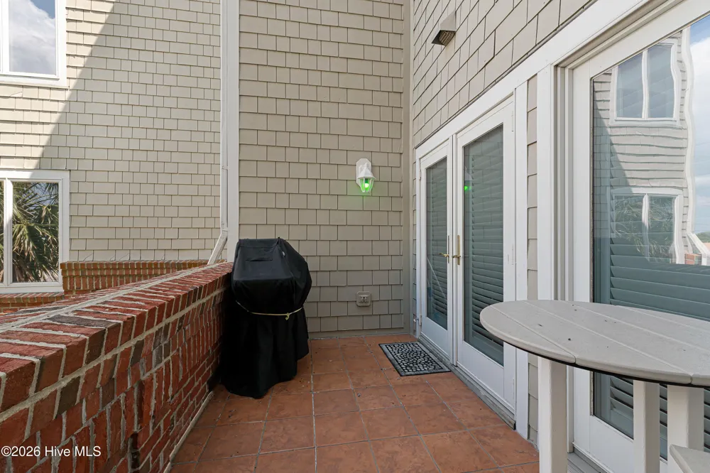 104 S 3rd Street #I-1 & Slip 5 Atlantic Harbour Morehead City, NC 28557