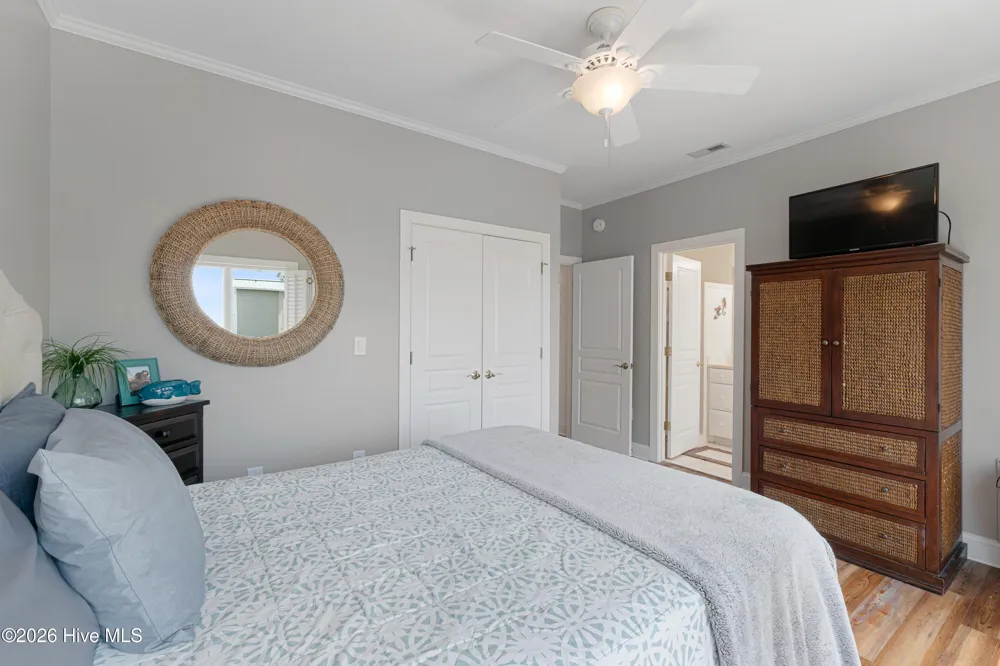 104 S 3rd Street #I-1 & Slip 5 Atlantic Harbour Morehead City, NC 28557