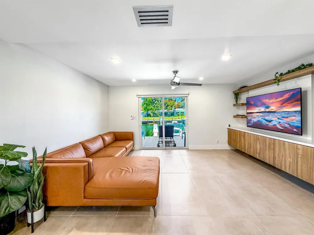 2721 NE 15TH STREET #2721 Pompano Beach, FL 33062