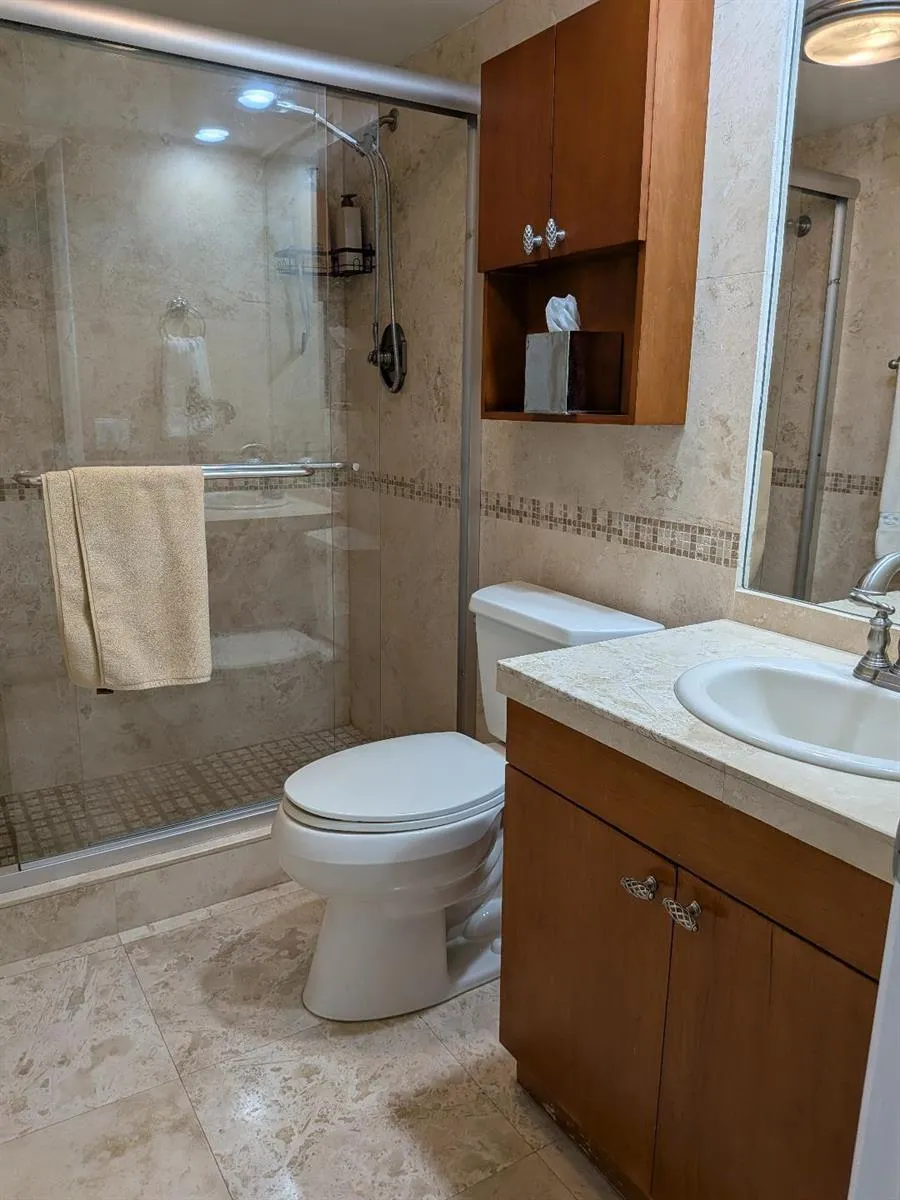 907 Cypress Terrace #205 Pompano Beach, FL 33069
