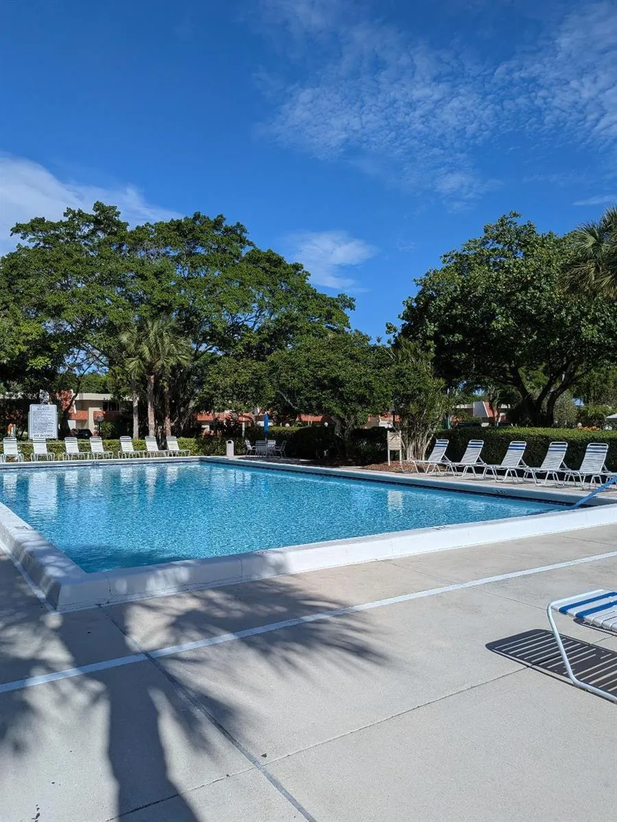 907 Cypress Terrace #205 Pompano Beach, FL 33069