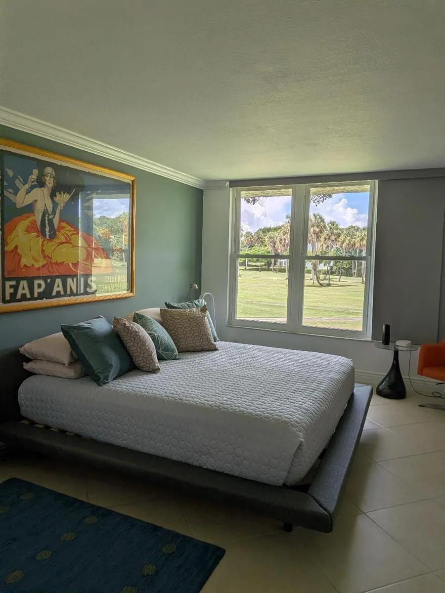 907 Cypress Terrace #205 Pompano Beach, FL 33069